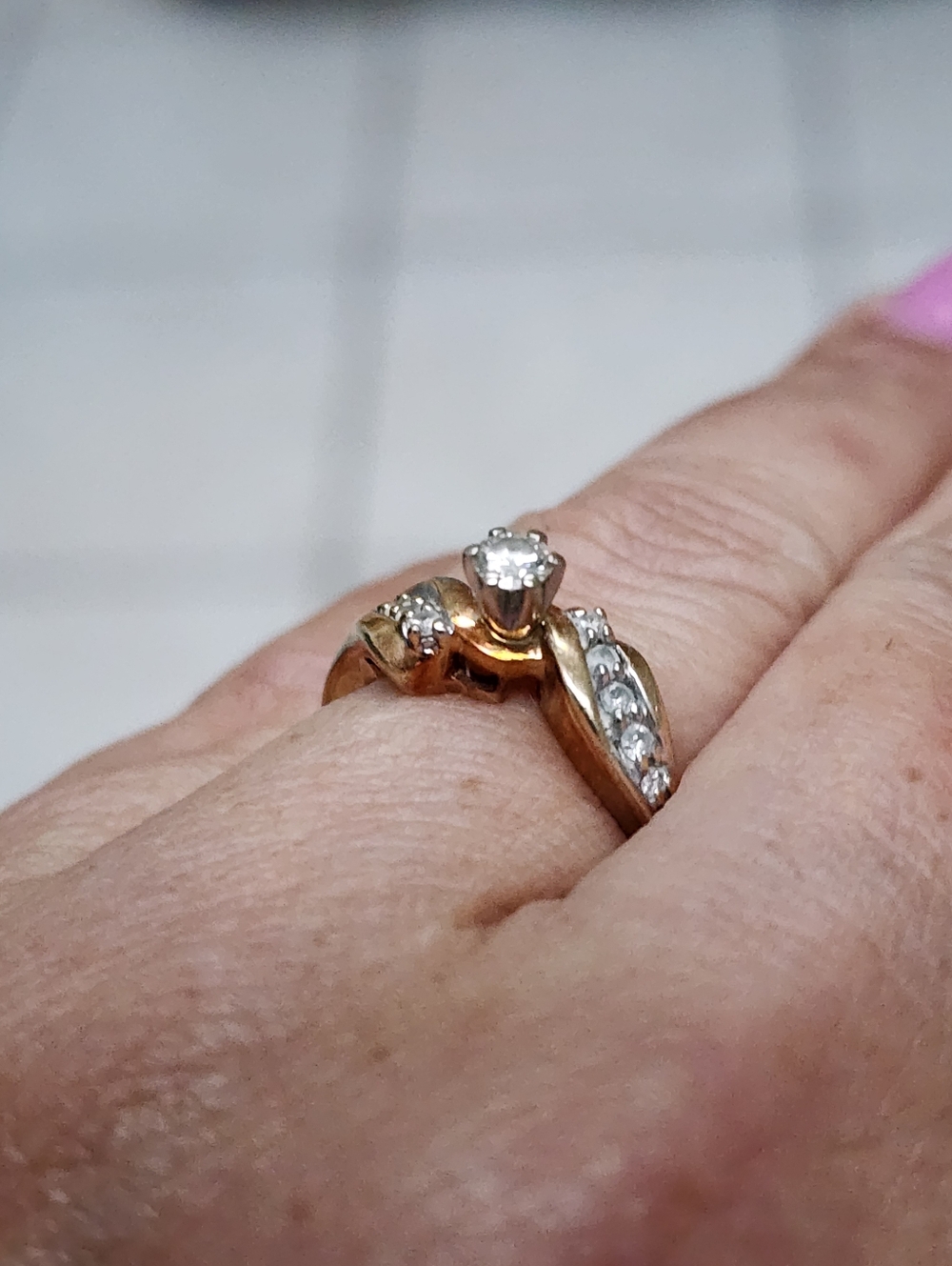 10k Round Solitaire Diamond Ring With Diamonds On Side Size 6.75/ 7 - Picture 8 of 12